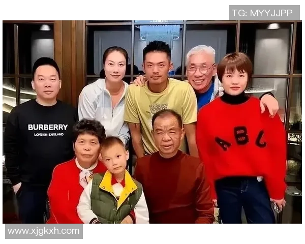 黄静专访：从青涩小将到羽毛球明星的成长之路回顾